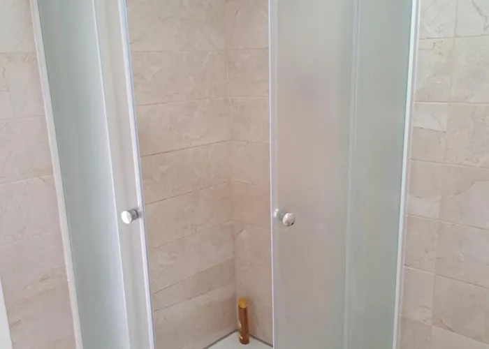 아파트 Apartmaji 스트루냔